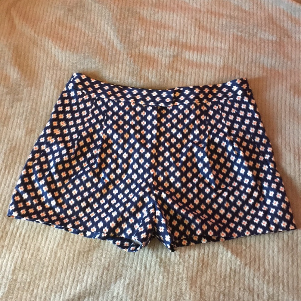 Michael Kors Shorts ✨